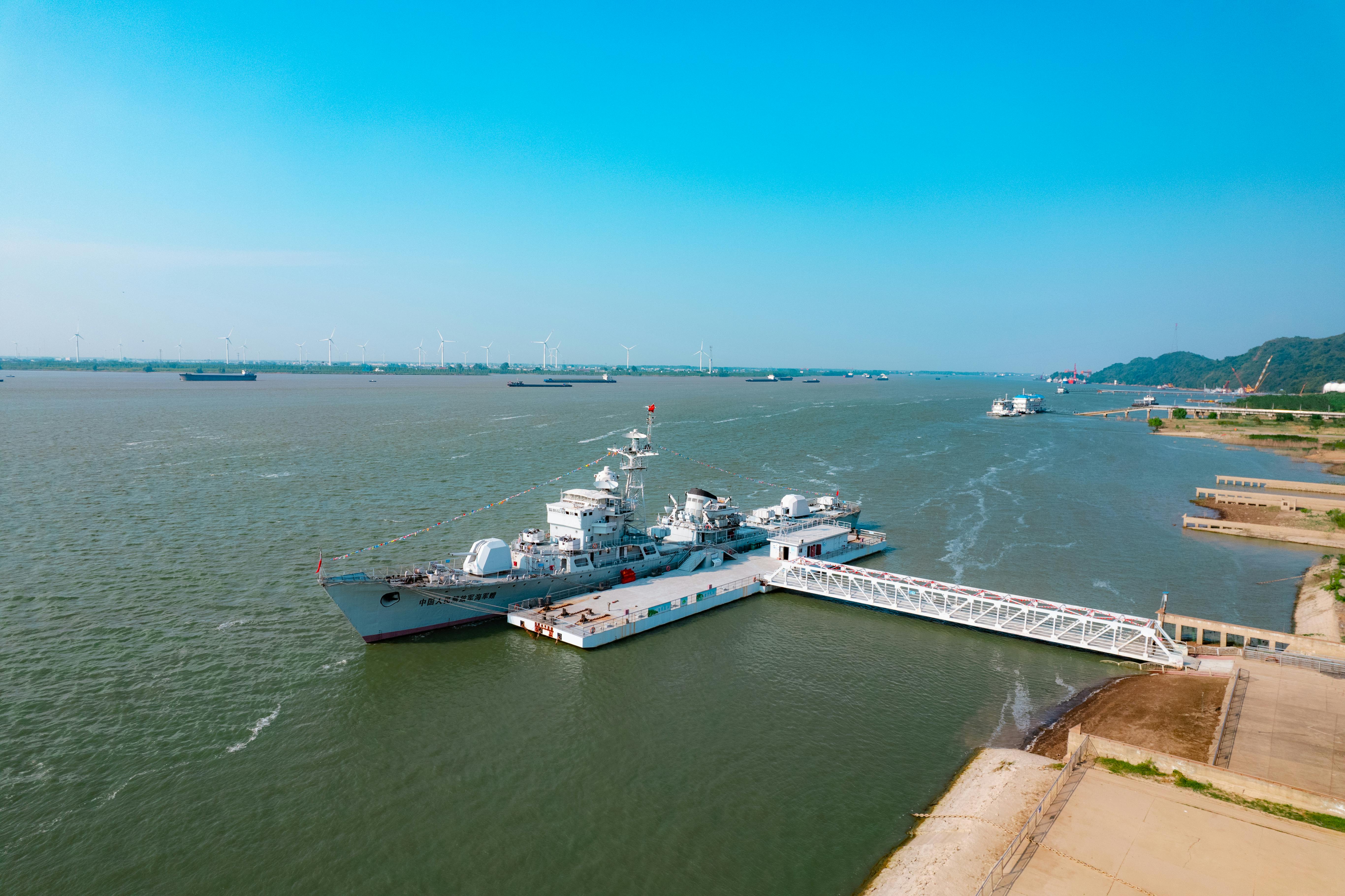 国际物流清关被扣怎么办？常见原因与解决方案