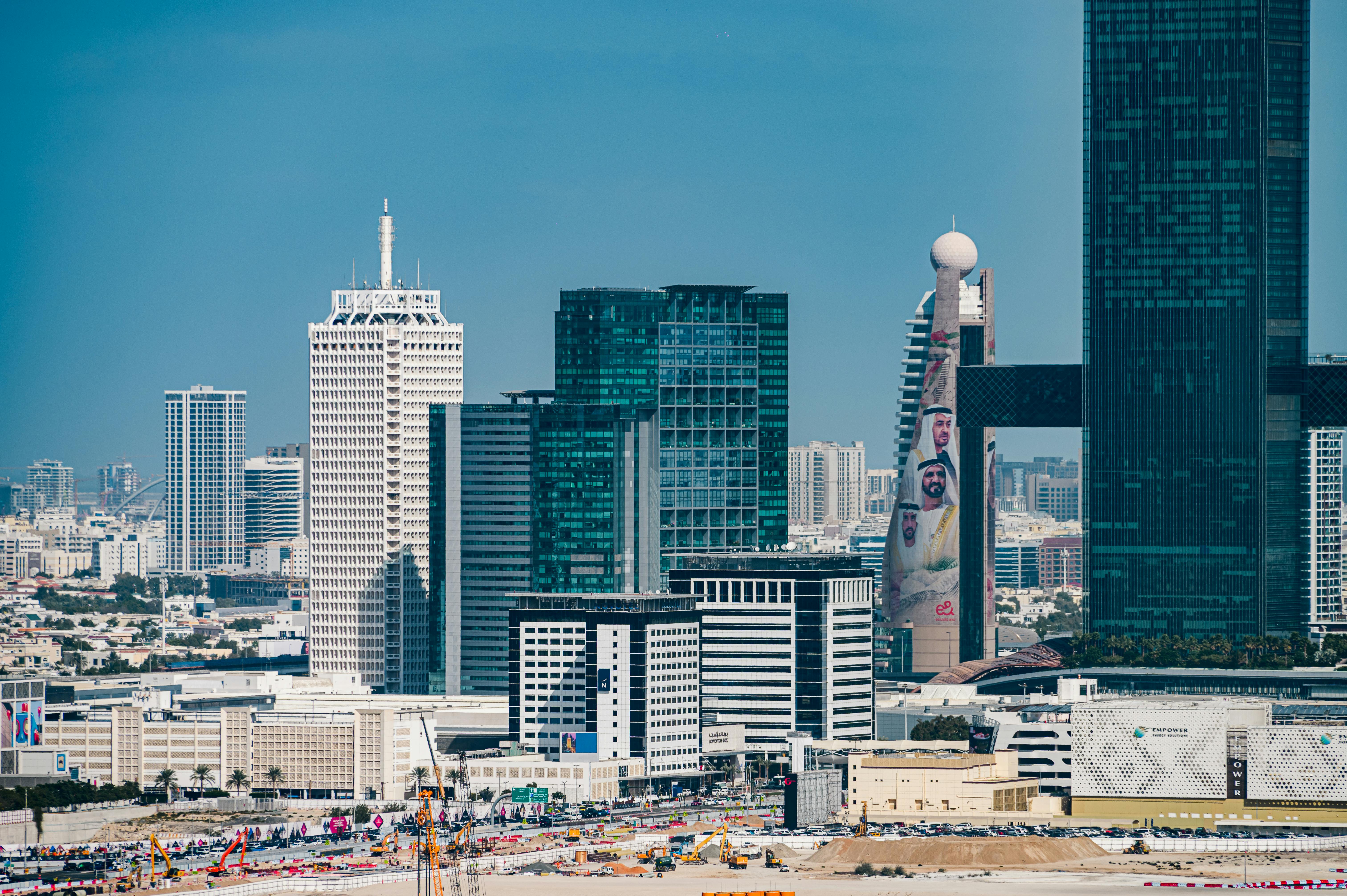 从中国发货到沙特阿拉伯 — 2026年运费、时效、港口、海关全攻略 从中国发货到沙特阿拉伯 — 2026年运费、时效、港口、海关全攻略