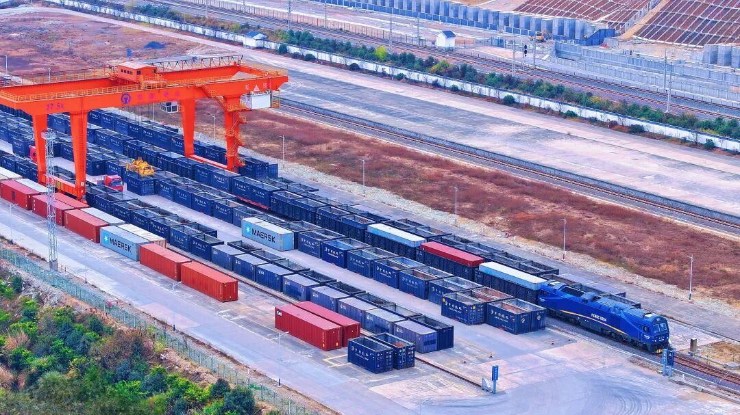 武汉—岳阳—盐田铁海联运实操手册：订舱、装箱、发运、到港全流程拆解